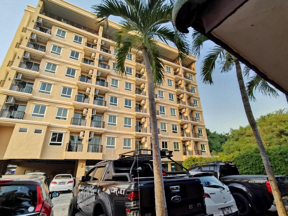 V Residence Pattaya Exterior photo
